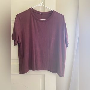Popflex Perfect Tee Size Medium in Huckleberry